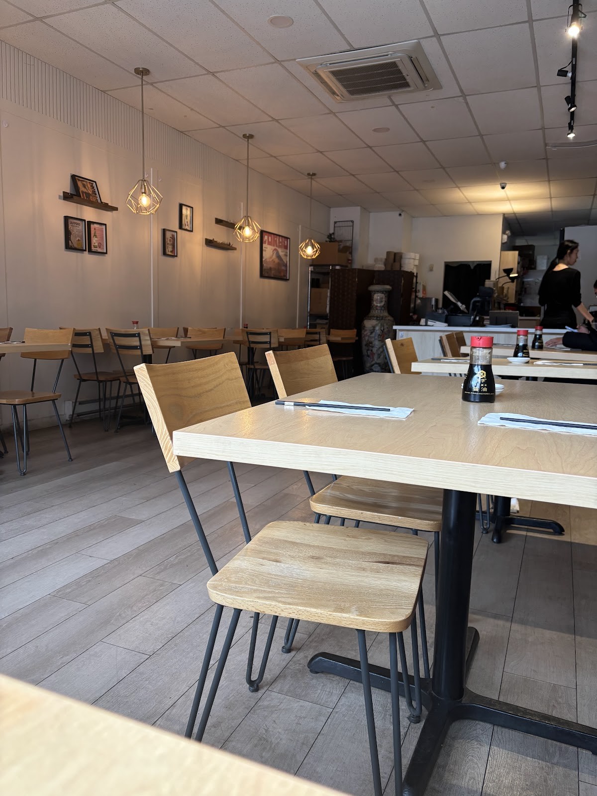 TonTon Sushi: the place