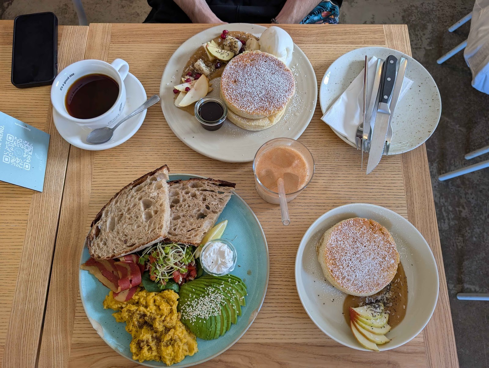 Good One Café - Schanze: food & drinks