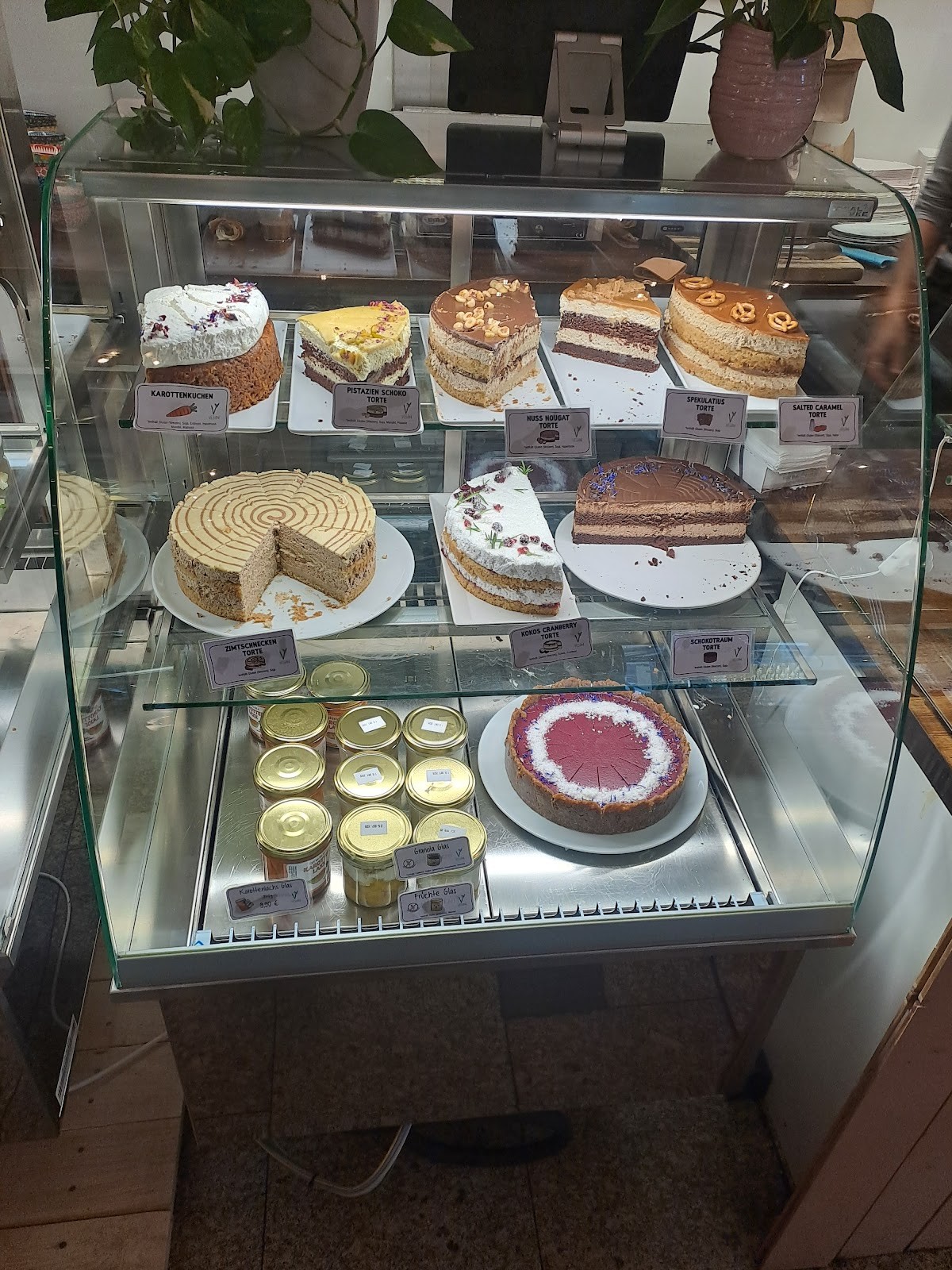 Café Rotkehlchen (Südstadt): the place