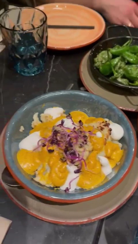 VELADA - Tapas Plant-Based y Cócteles en Barcelona: food & drinks