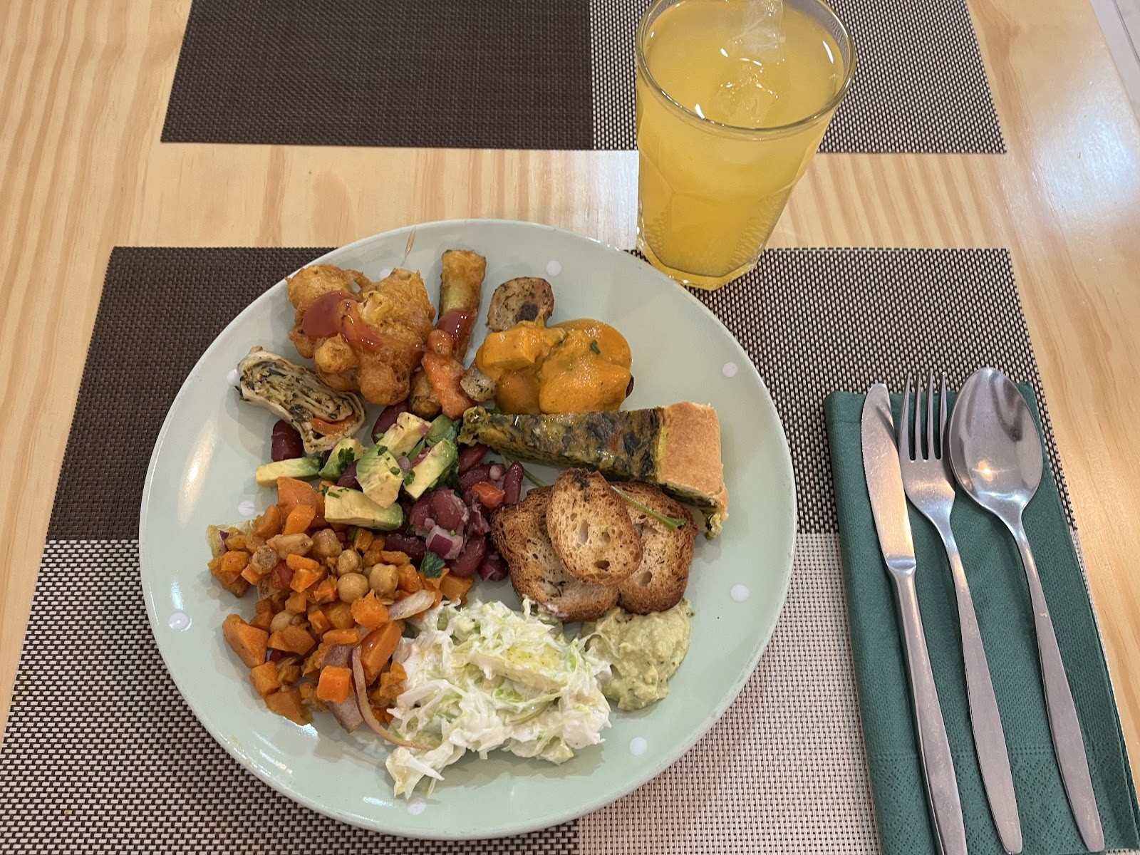 Verde Hut Restaurante Vegano: food & drinks