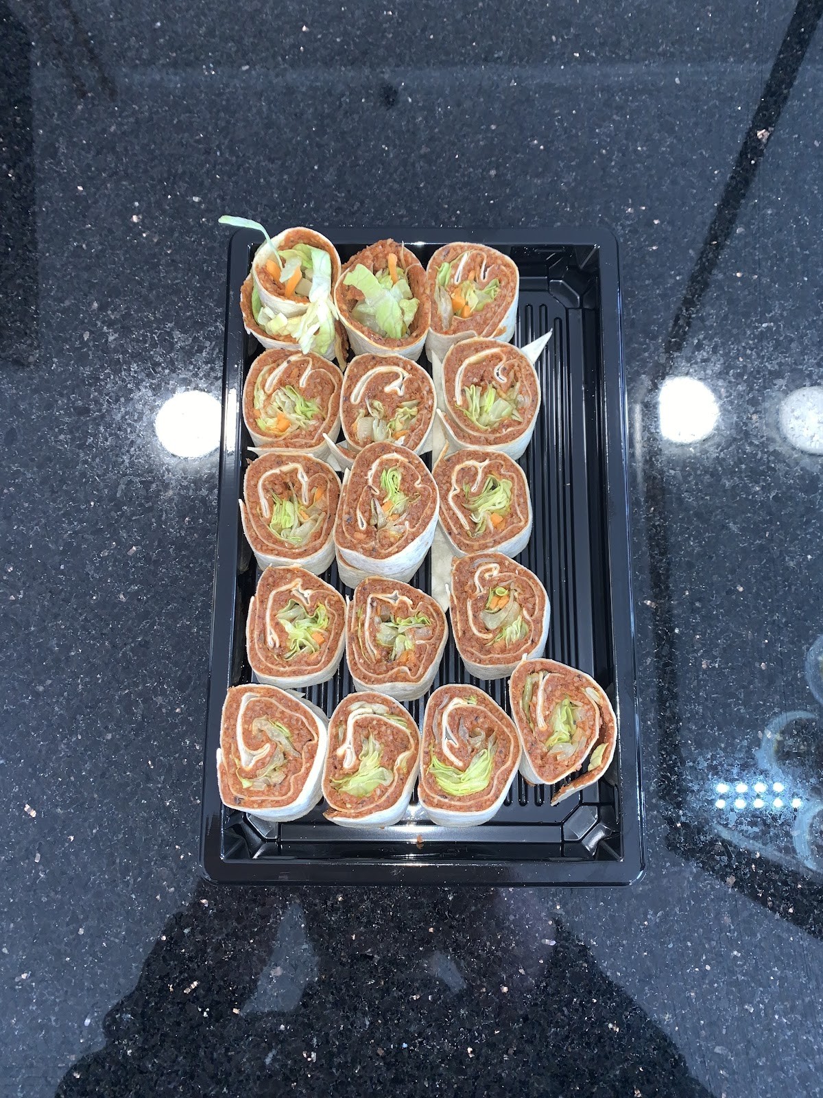 Tadinda Cigköfte: food & drinks
