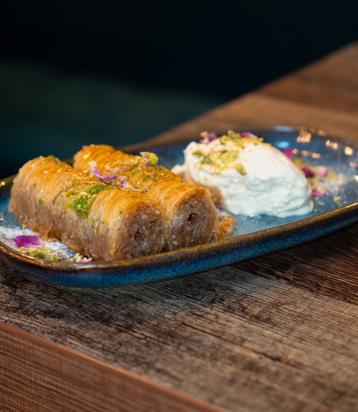 Koocha Mezze Bar: food & drinks