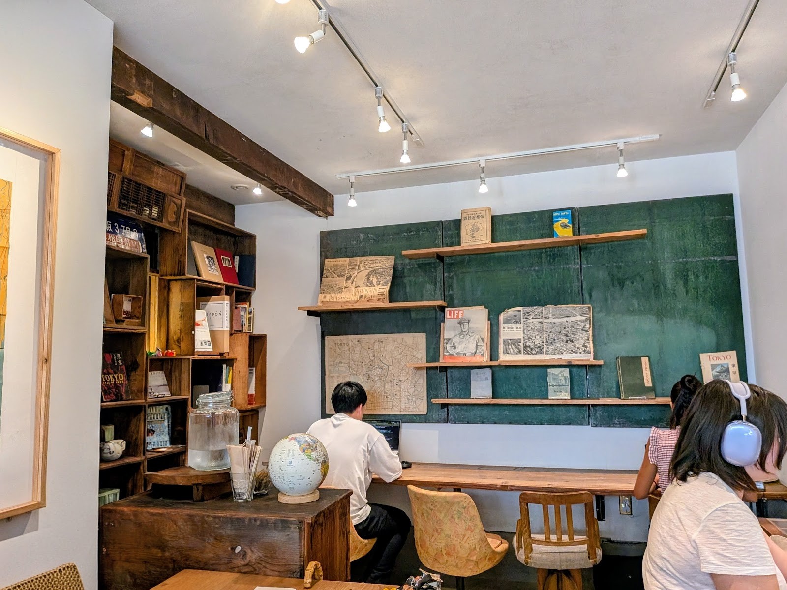 Tokyo Little House: the place