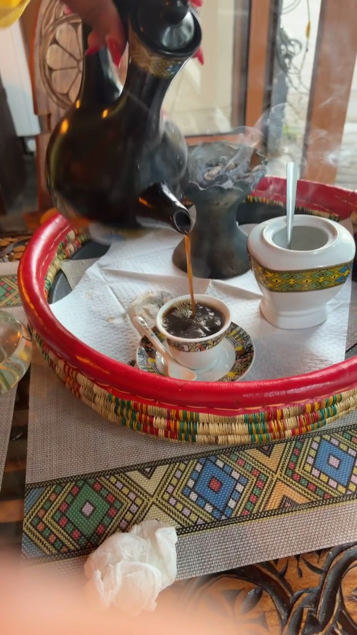 Rhoda: food & drinks