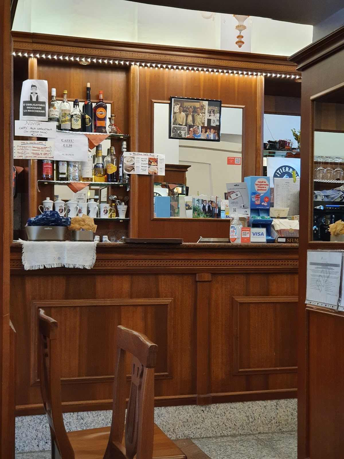 Internazionale...Bar dal 1975: the place