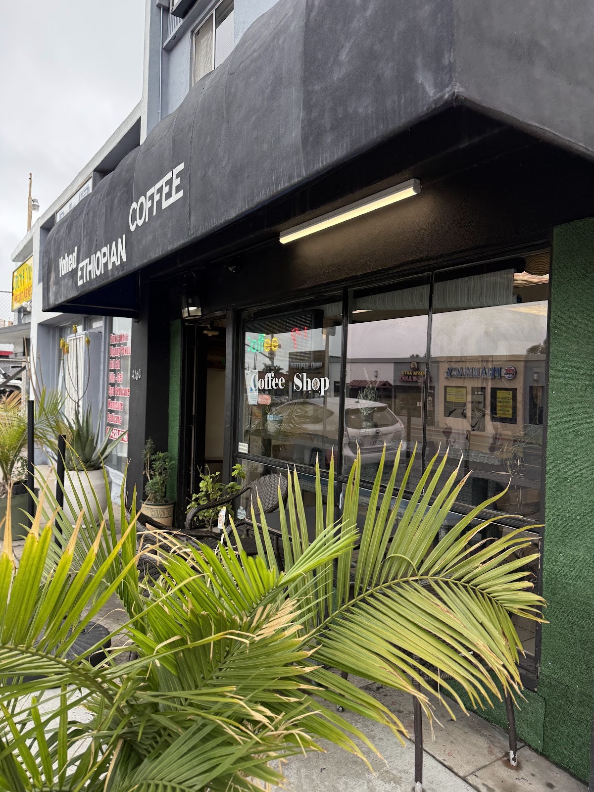 YOHED COFFEE: the place