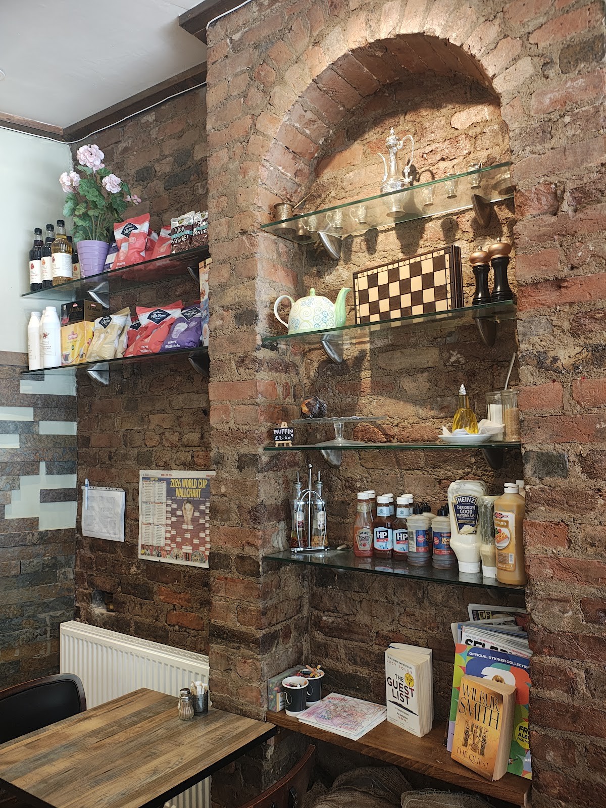 Roca Cafe: the place