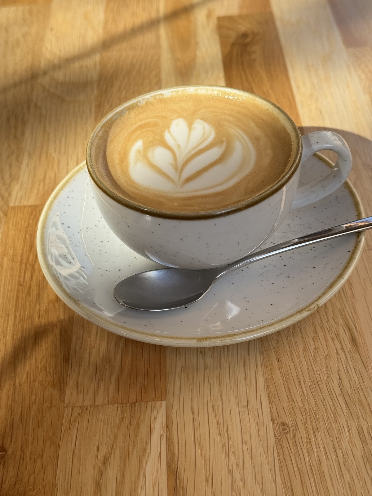 Magma Bakery Lab: food & drinks
