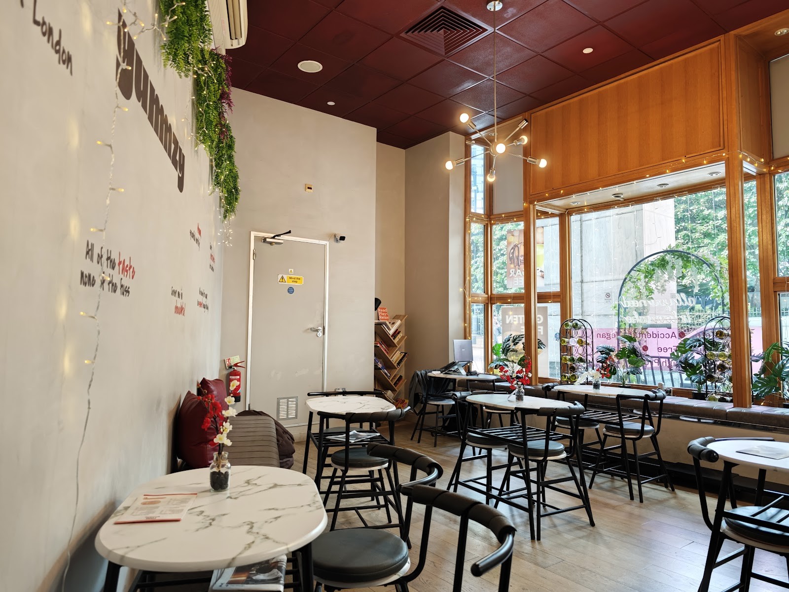 Yummzy: the place