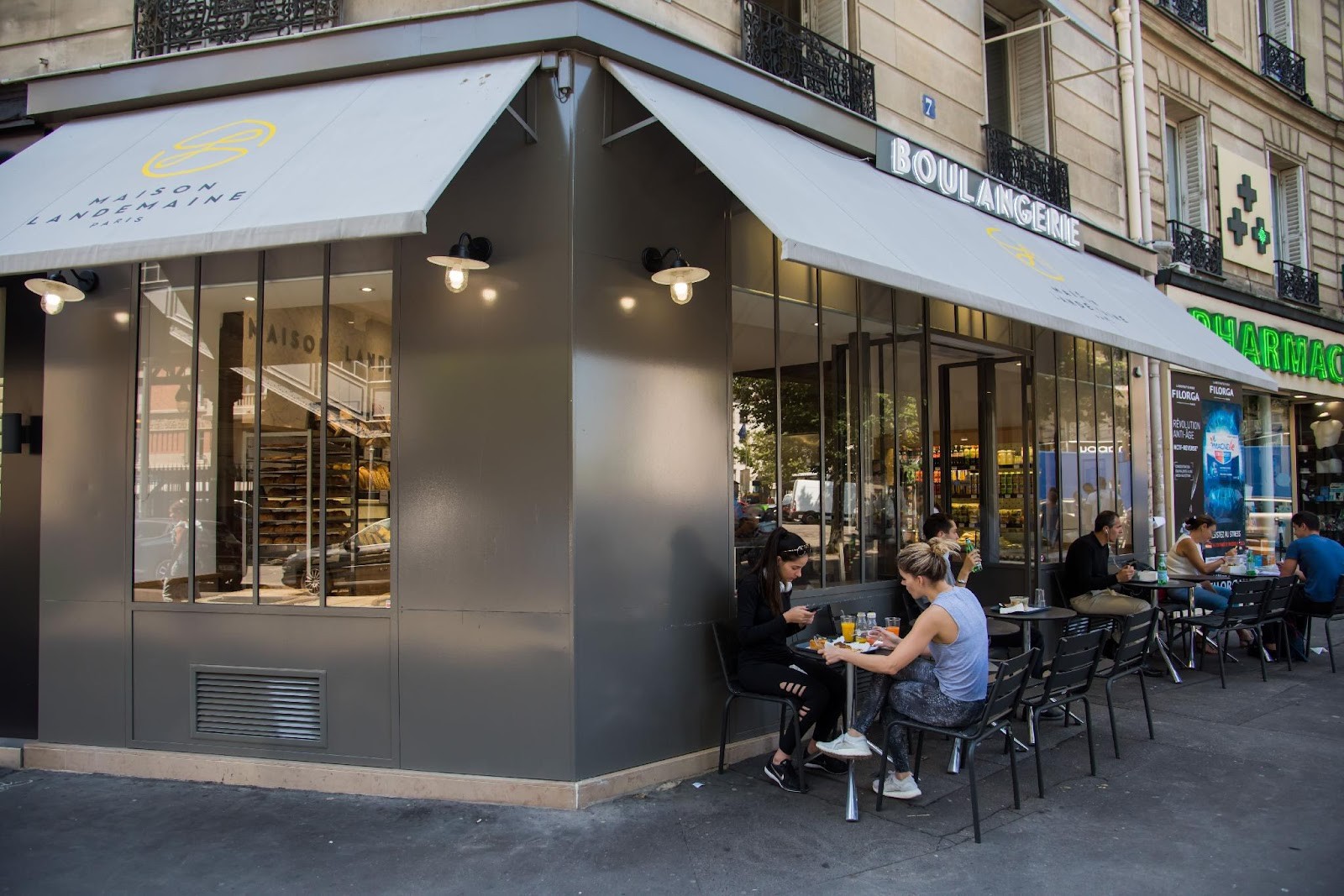 Maison Landemaine Cambronne: the place