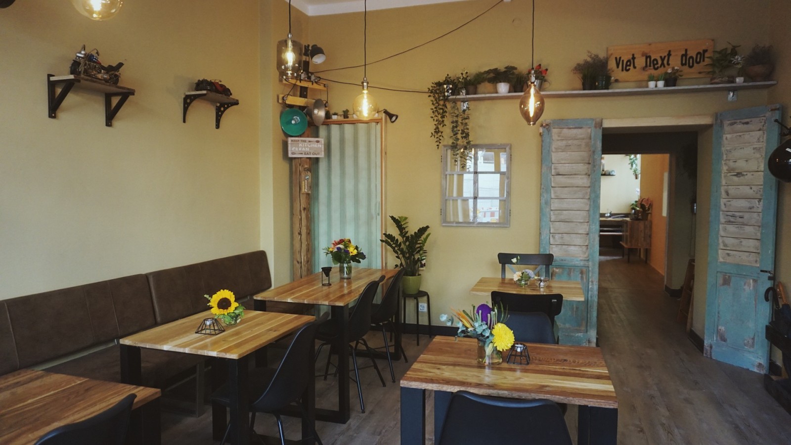 Viet Next Door - Vegan Cuisine: the place
