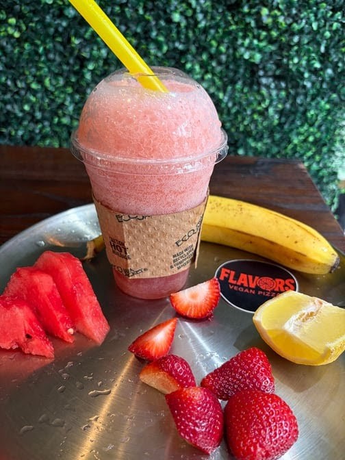 Flava’s vegan Pizzeria & Cafe: food & drinks
