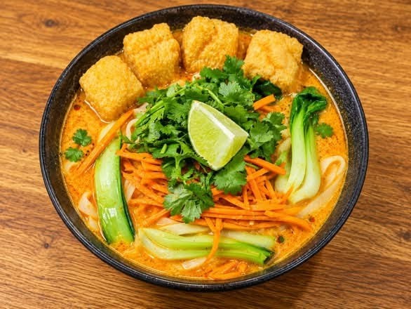 Chaya Canteen: food & drinks
