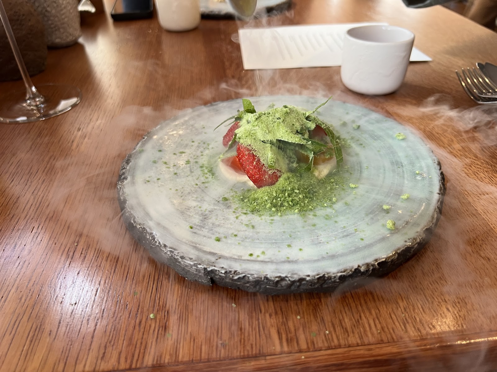 Plates Restaurant & Food Studio: food & drinks