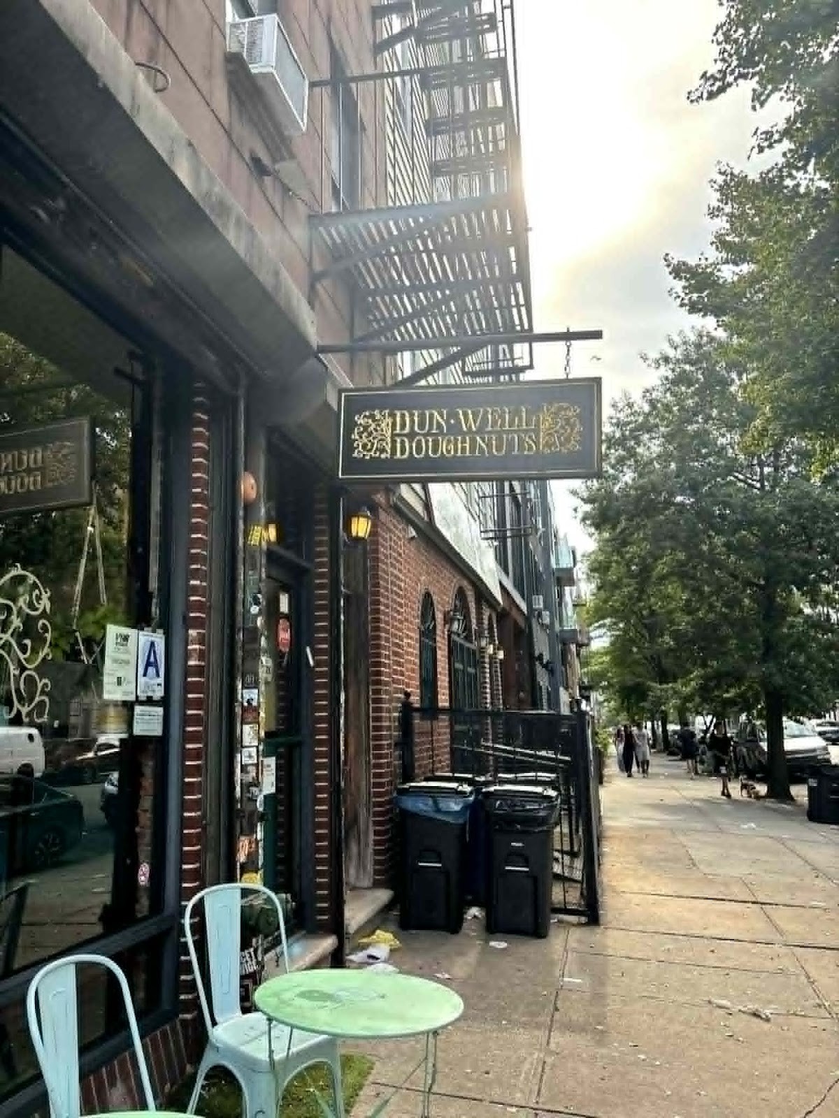 Dun-Well Doughnuts: the place
