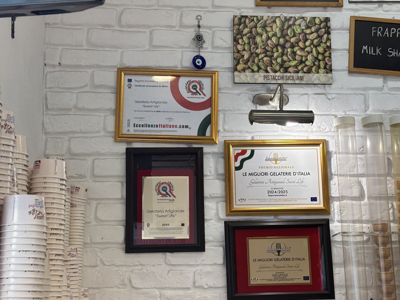 Gelateria Sweet Life: the place