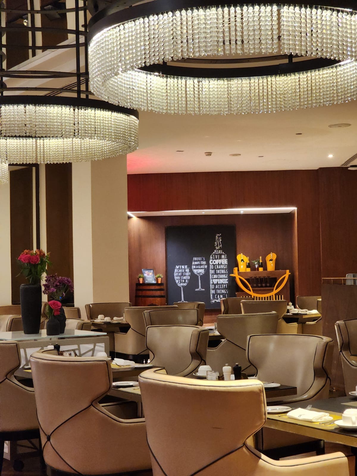 Eat & Meat: the place