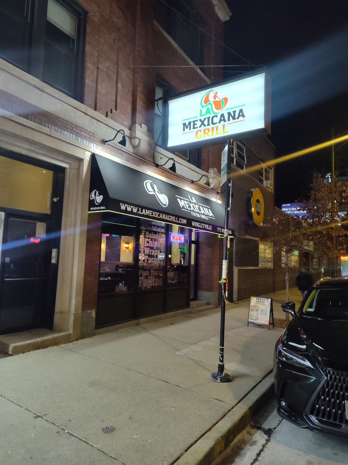 La Mexicana Grill: the place
