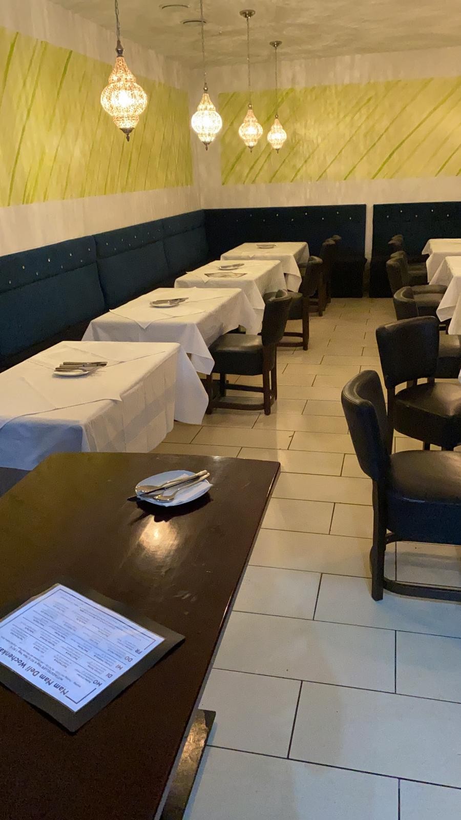 Nam Nam Deli: the place