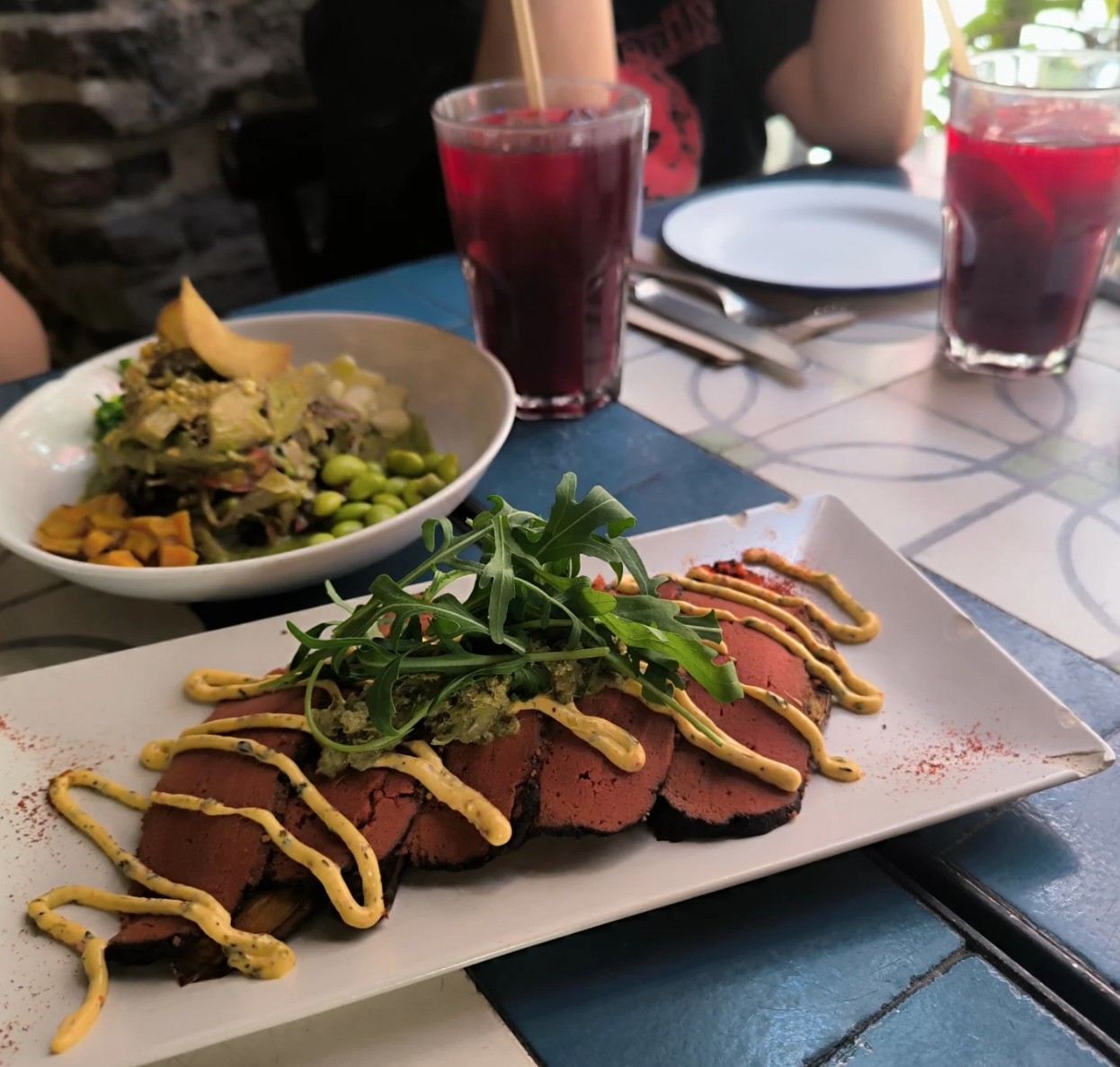 VEGA Alamo: food & drinks