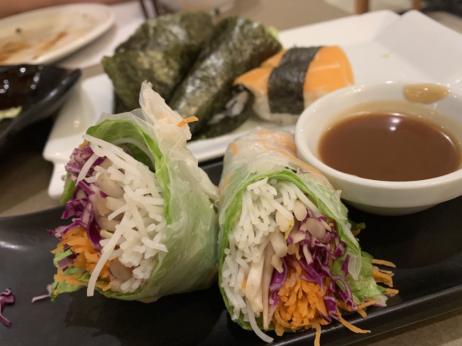 OPLANTE Vegan Sushi & Wok Végétalien Montreal (x Yuan): food & drinks