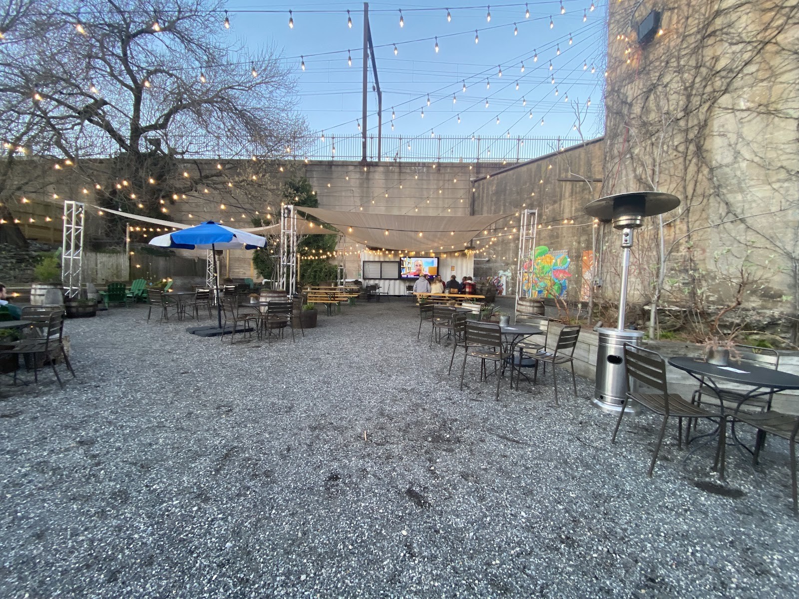 PHS Pop Up Garden at Manayunk: the place