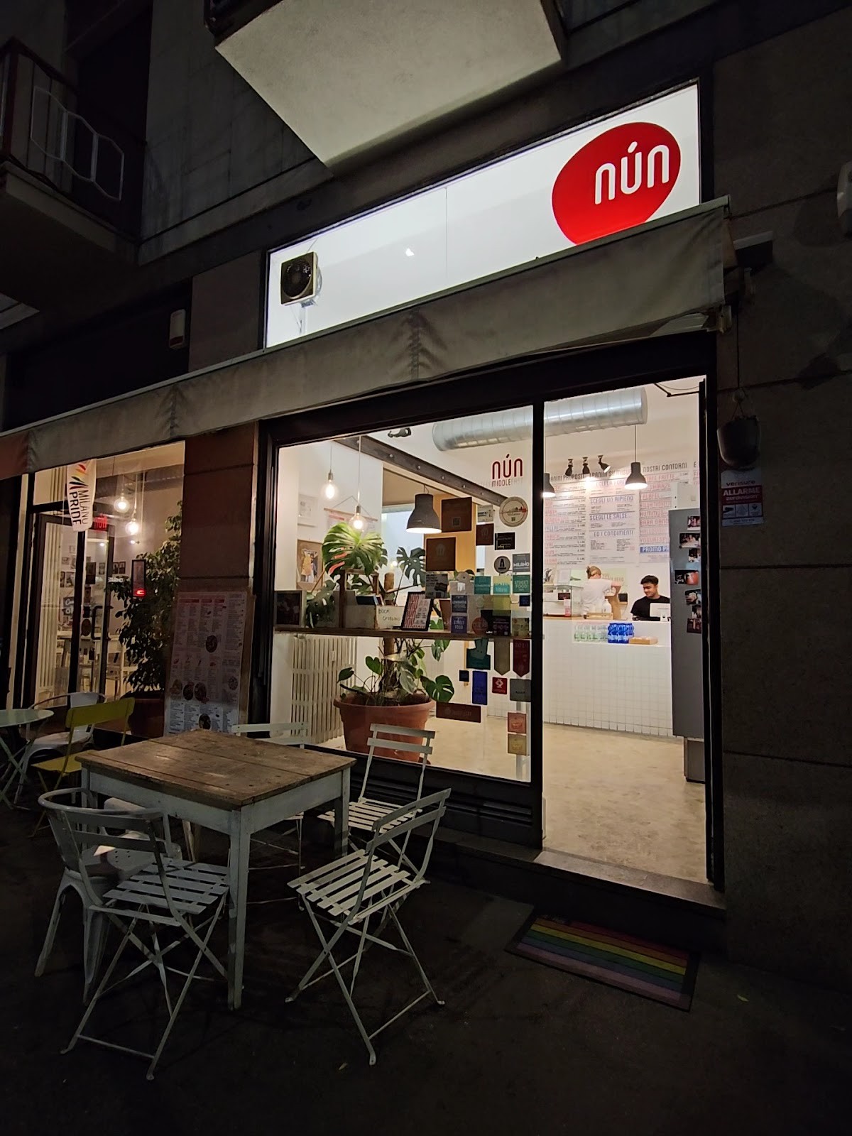 Nun Taste of Middle East: the place