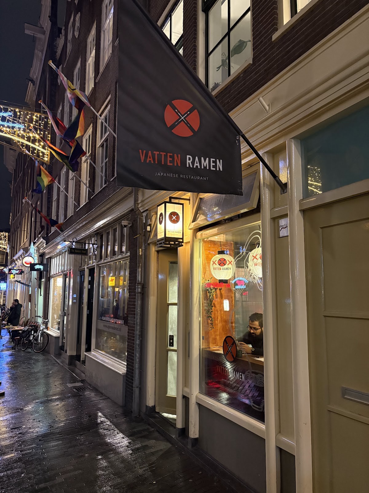 Vatten Ramen Zeedijk: the place