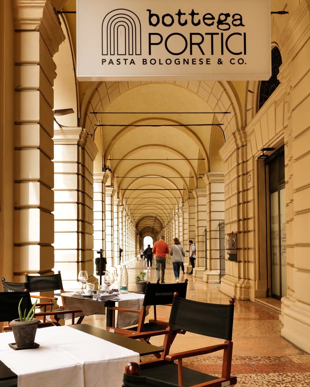 Bottega Portici Lab - Indipendenza: the place