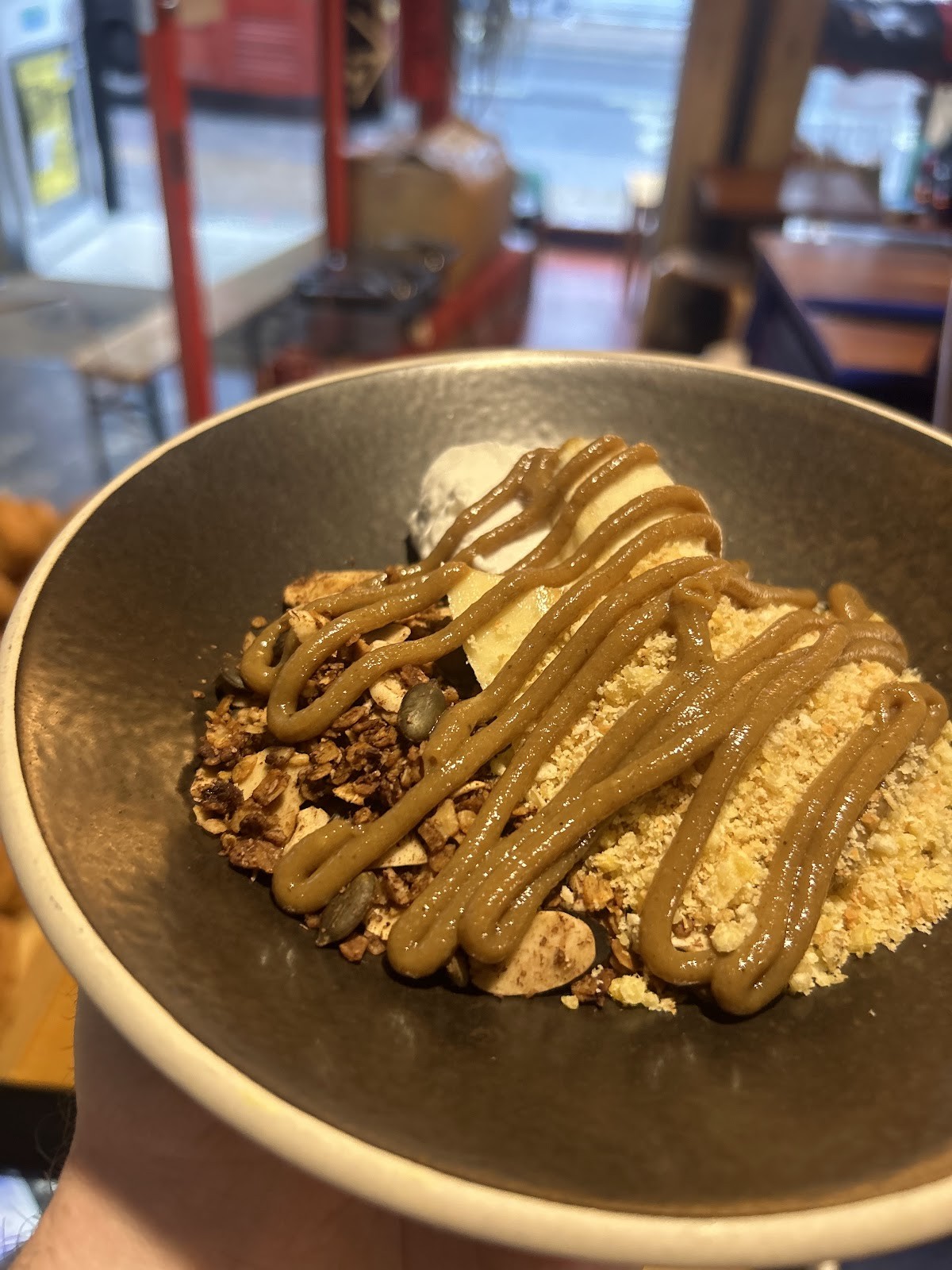 Rons Coffee House: food & drinks