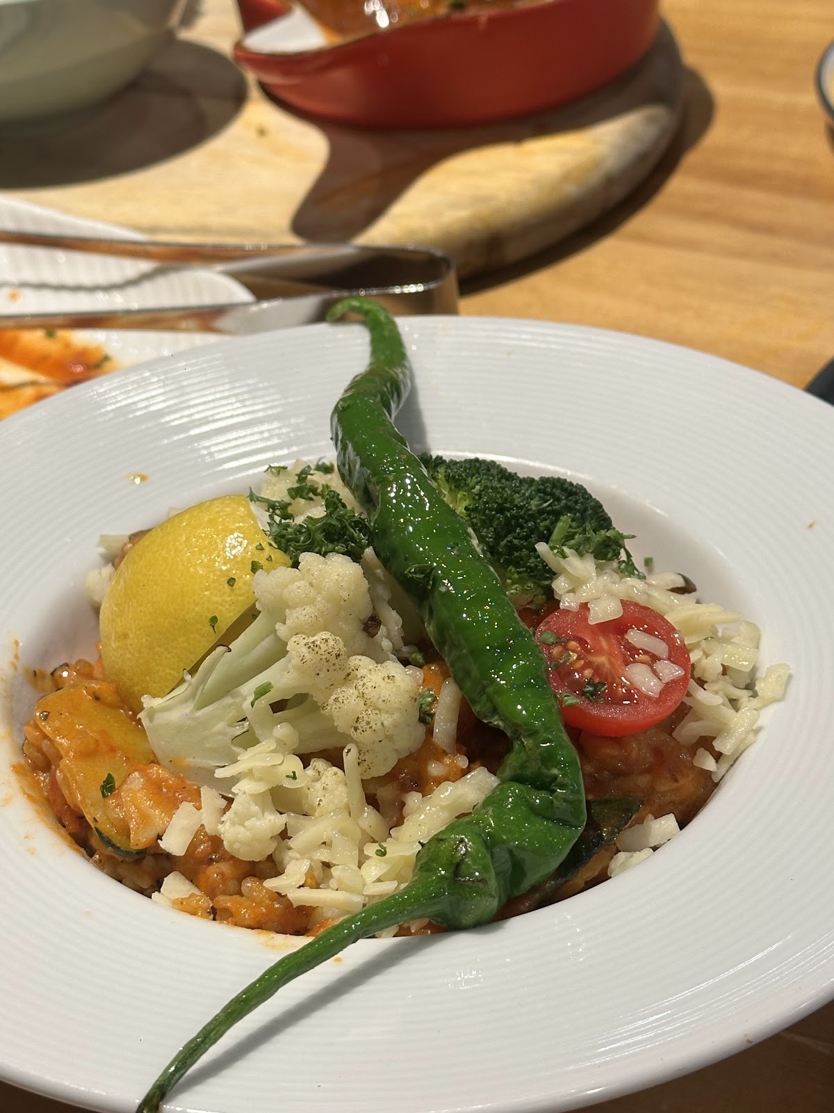 UncleQ by Veganday 純植物料理 週六日中午延長營業到15:00（L.O. 14:00): food & drinks