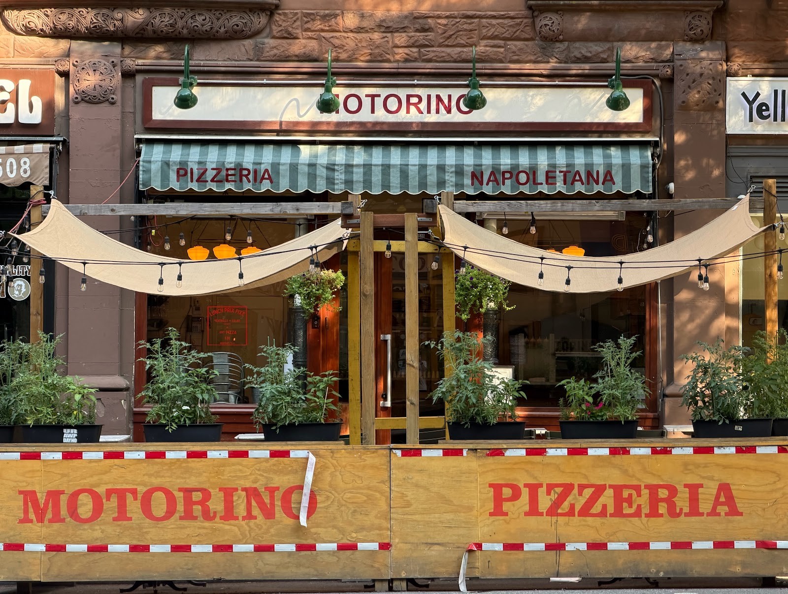 Motorino Pizza: the place