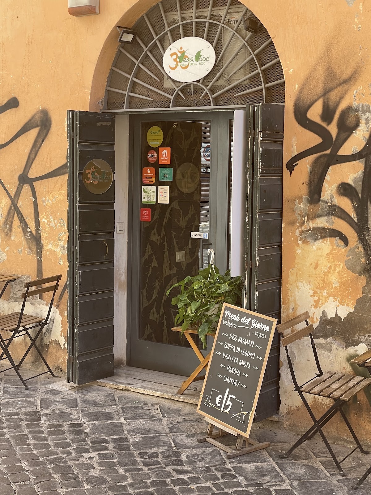 VEGA FOOD Ristorante Indiano Vegano Ayurvedico: the place