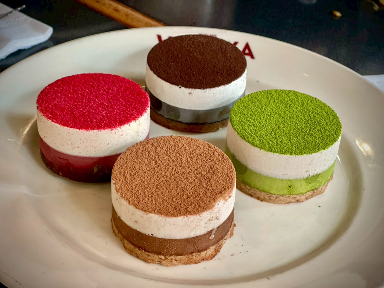 Rawsome Treats: food & drinks