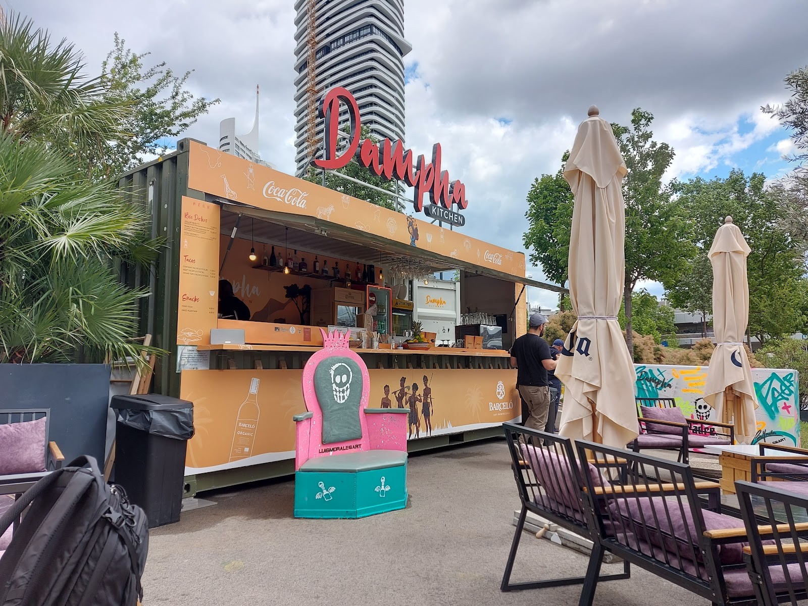 Dampha Kitchen: the place