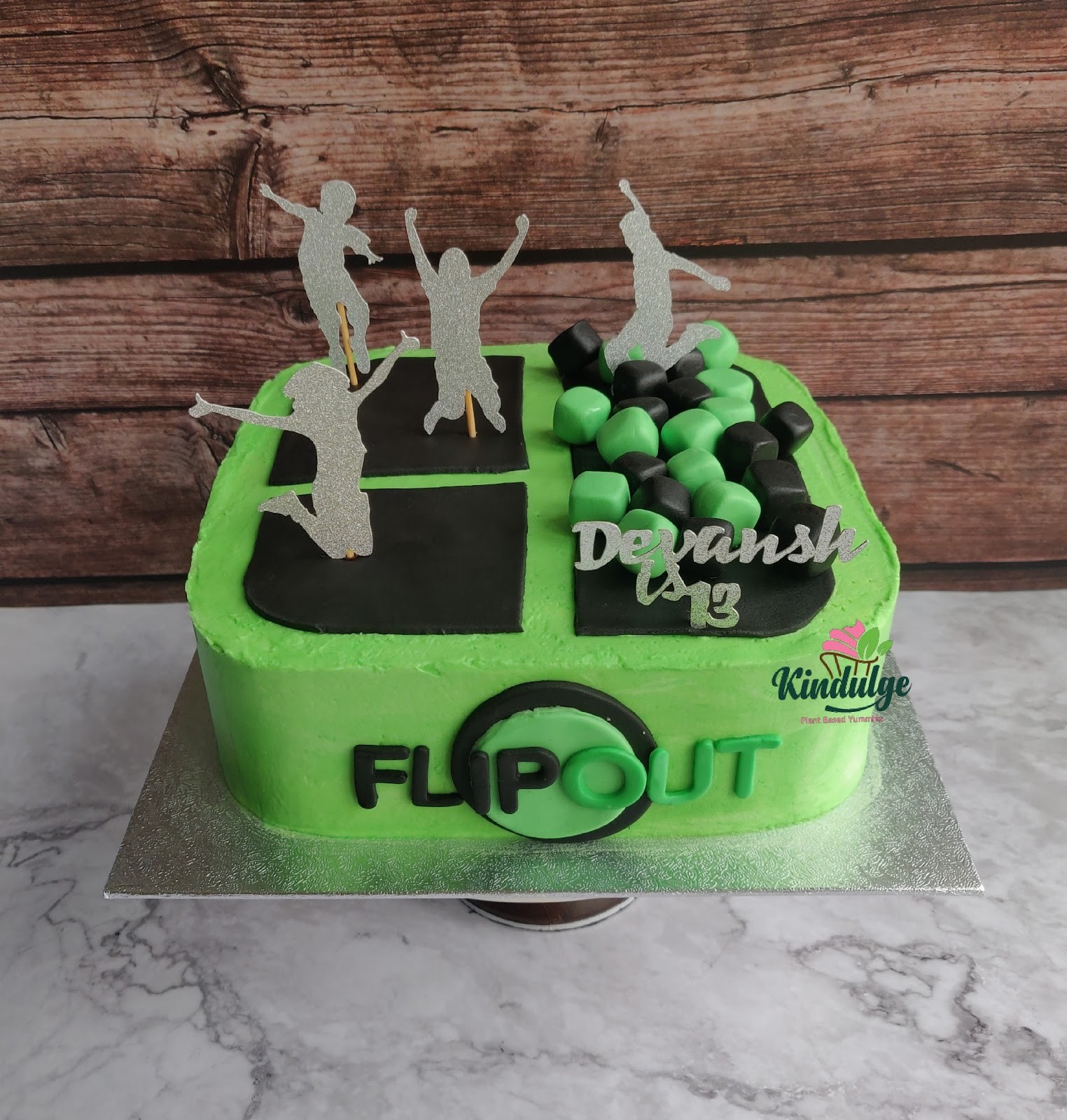 Kindulge - Vegan cakes and bakery: food & drinks