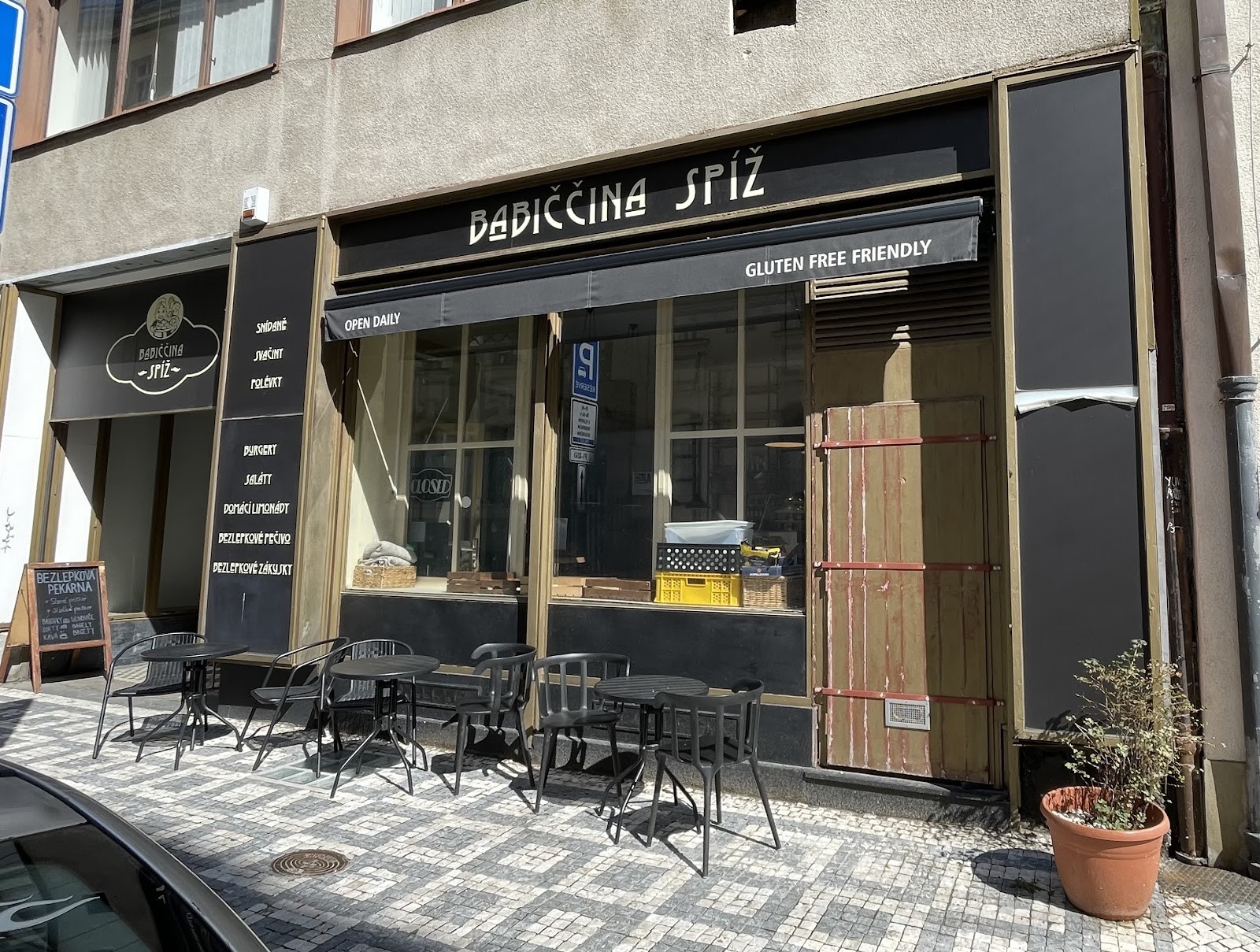 Babiččina spíž - bezlepková pekárna/ Gluten-free bakery: the place