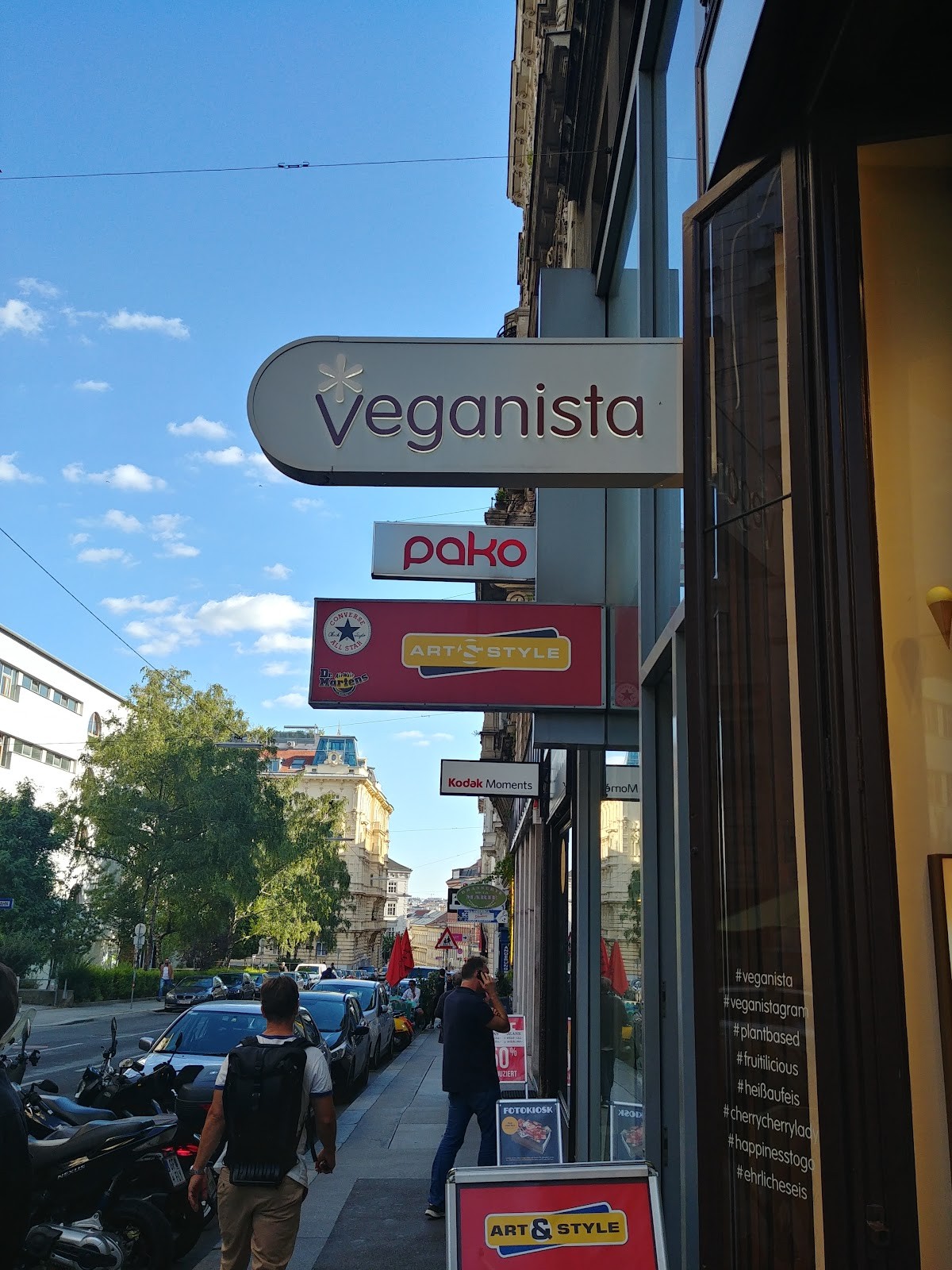 Veganista Ice Cream: the place