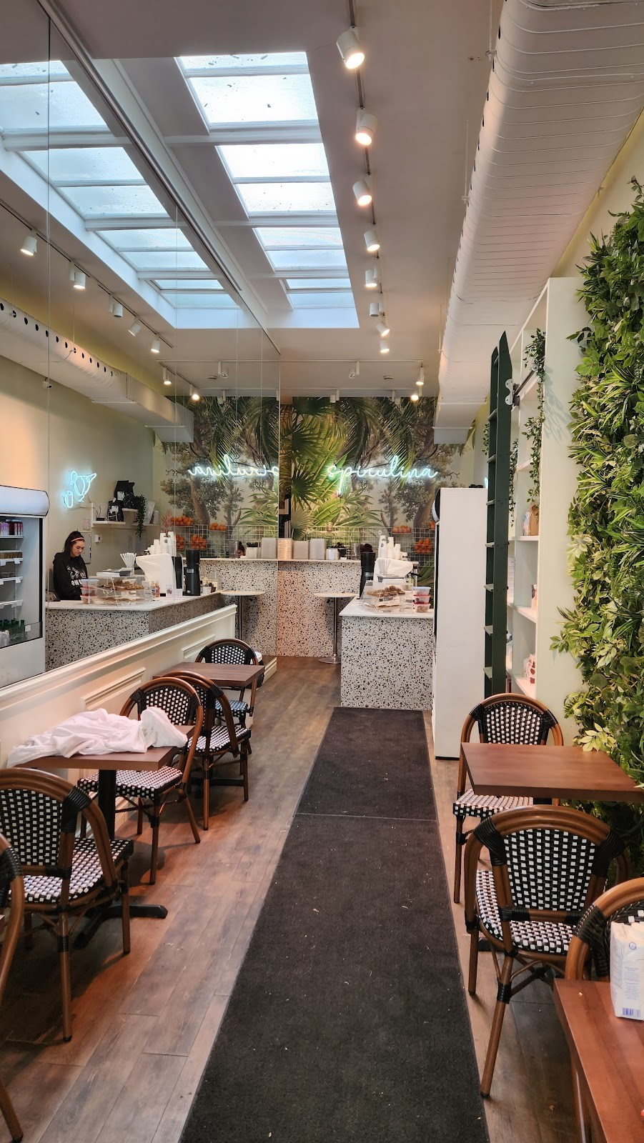 Spirulina: the place