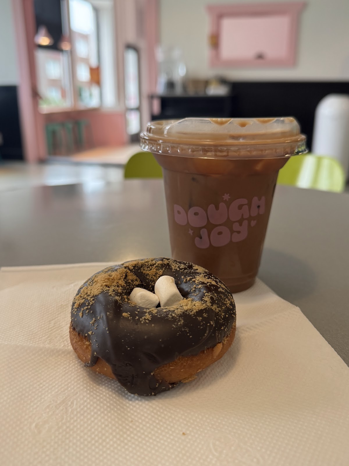 Dough Joy: food & drinks