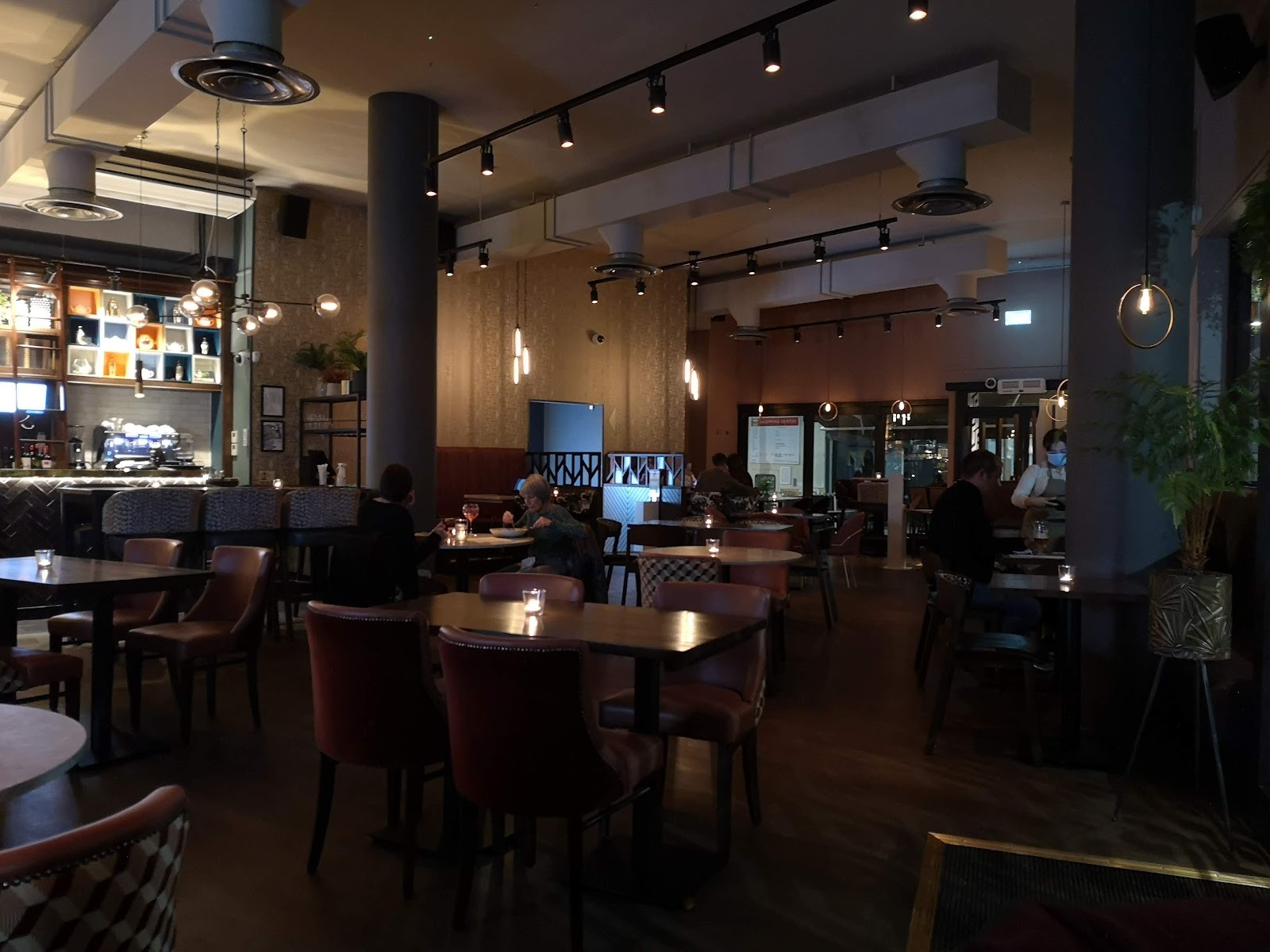 All Bar One: the place