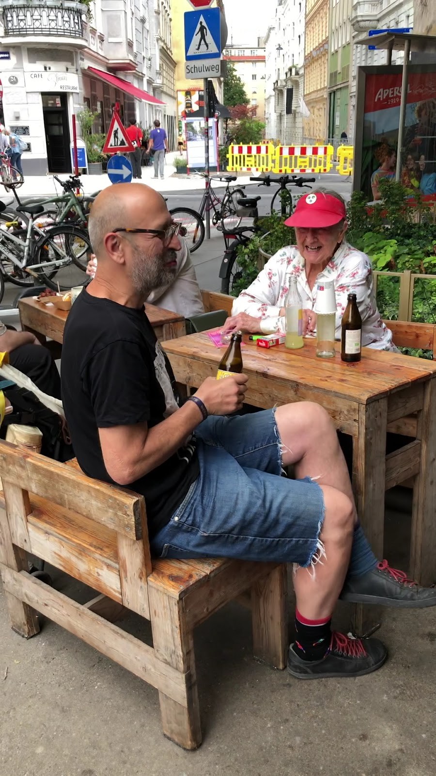 Wiener Würstelstand: the place