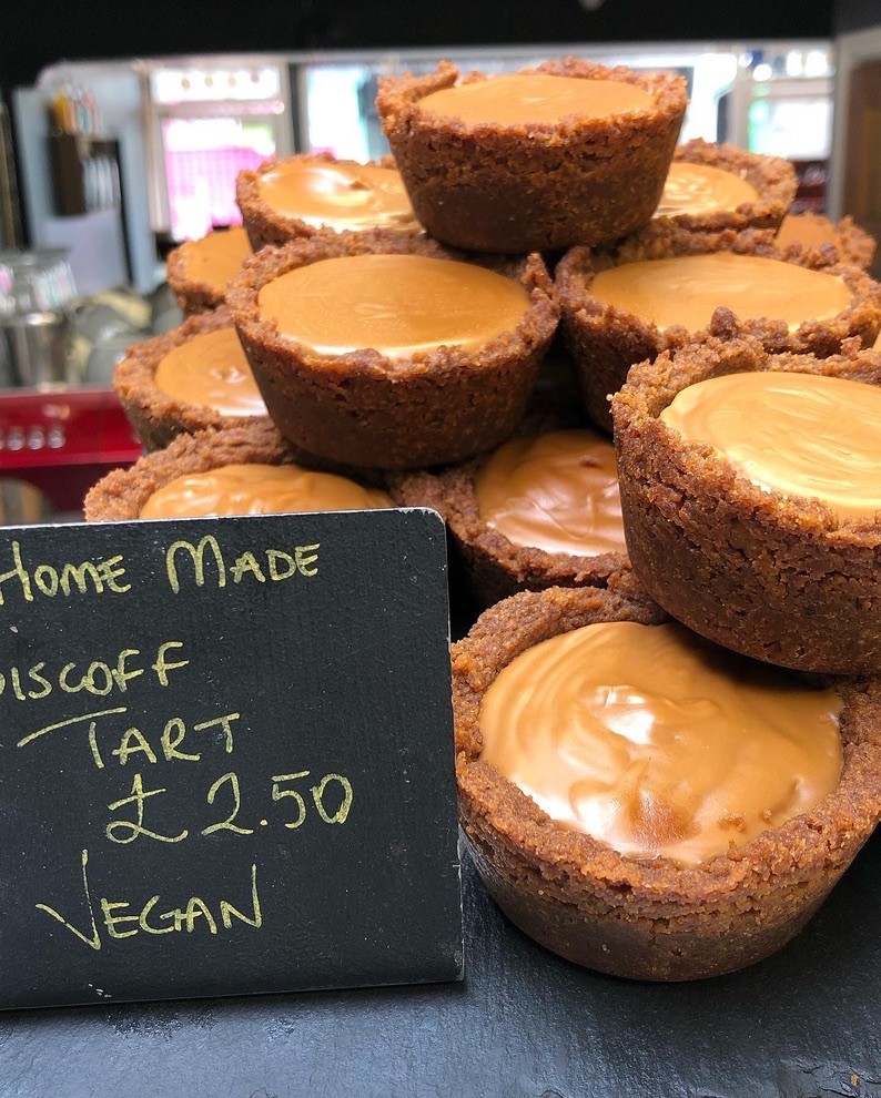 Cornish Pasty Shop: food & drinks