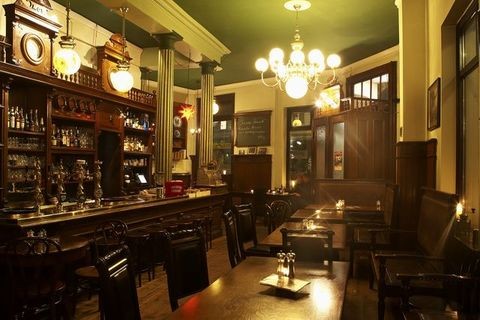 Anno 1905: the place