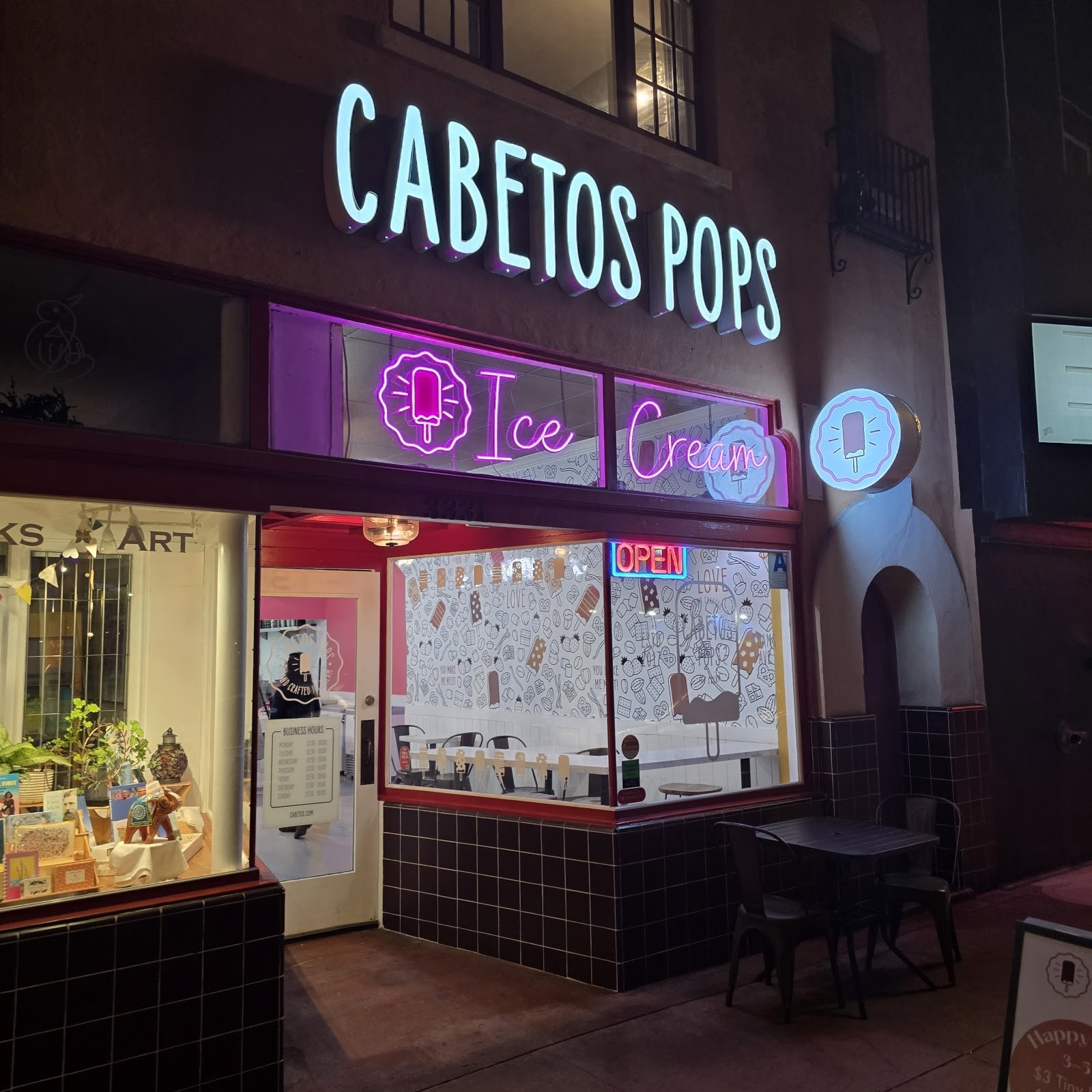 CABETOS Pops: the place