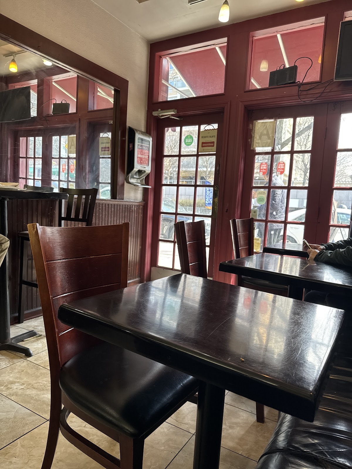 Heights Falafel: the place