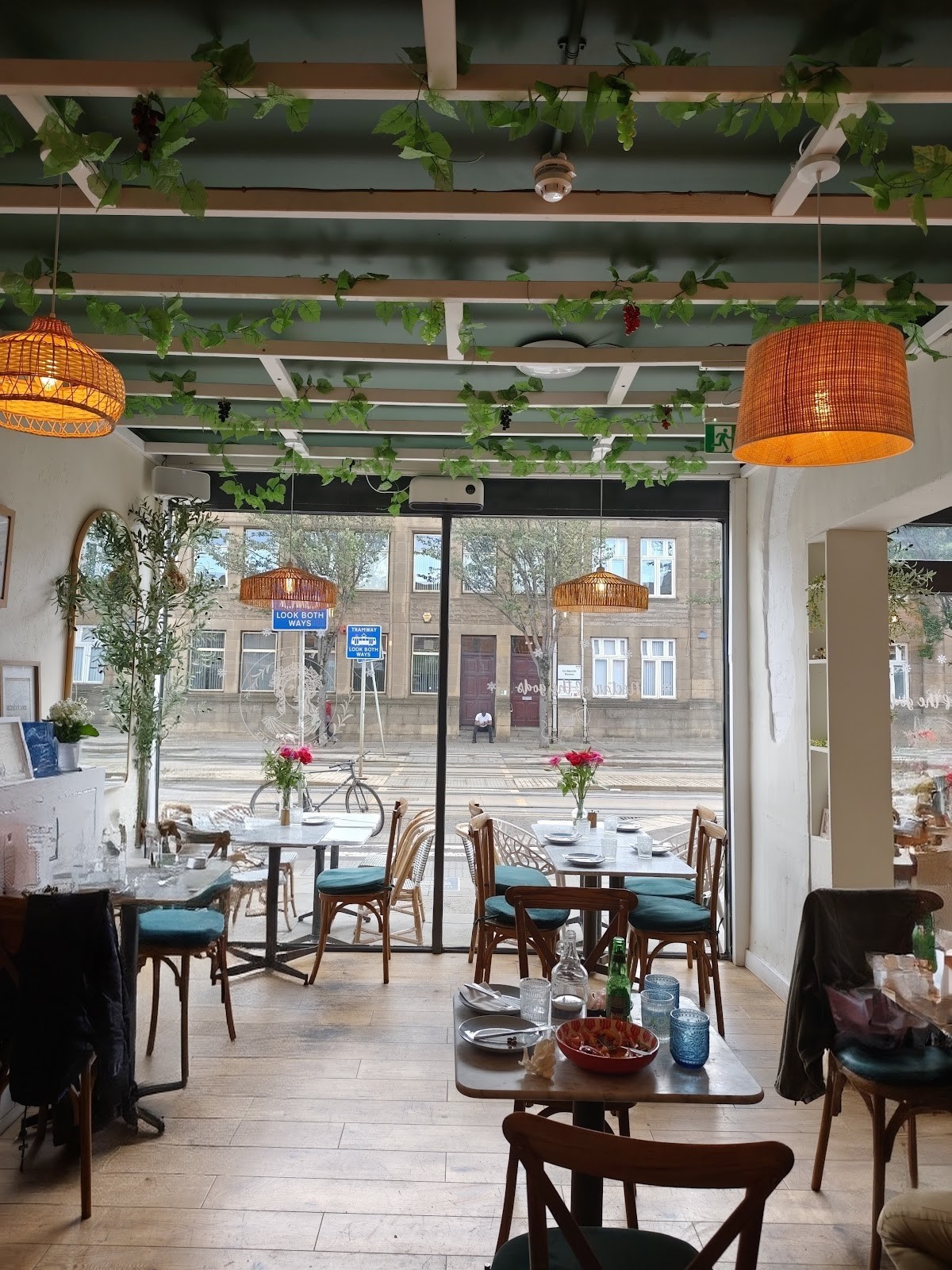 Ella - Taste of Greece: the place