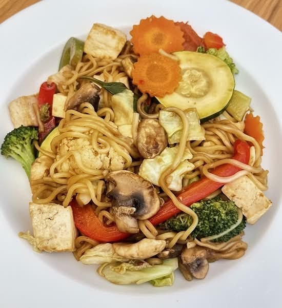 Urban Vegan Thai Cuisine: food & drinks
