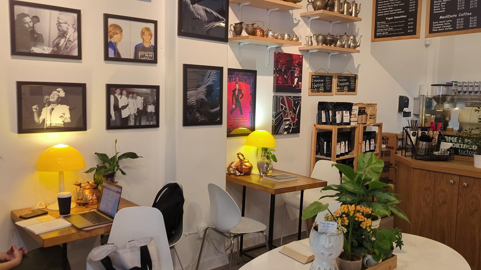 Bohemian House of Espresso + Chai: the place